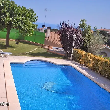 Villa Antonia Mataro